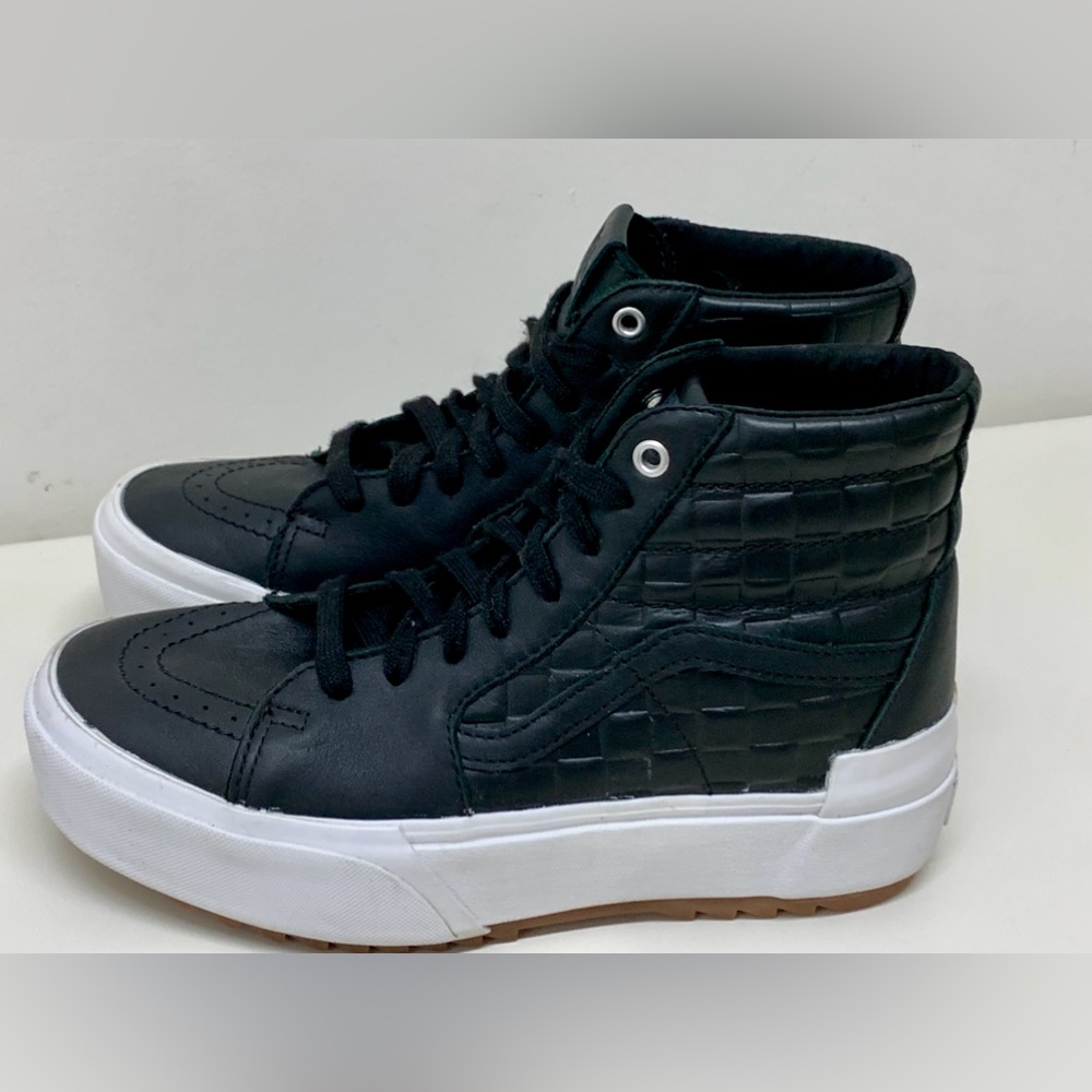 Men’s 7.5 Women’s 9 Vans Sk8 Hi Embossed Checkered Platform Sneaker Boots